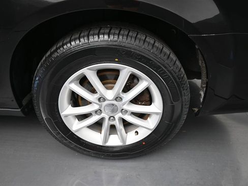 Used 2019 Dodge Grand Caravan SXT FWD image 21