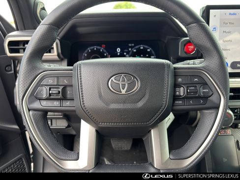 Used 2025 Toyota 4Runner TRD Off-Road Premium image 27