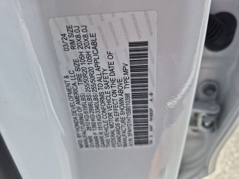 Certified 2025 Honda Pilot Touring image 22