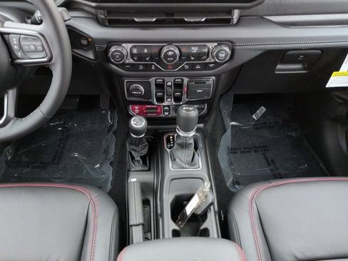 New 2026 Jeep Wrangler Unlimited Rubicon w/ Safety Group image 18