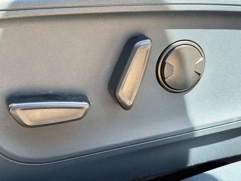 Used 2024 Ford Maverick Lariat w/ Black Appearance Package FWD image 20