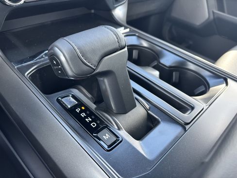 Used 2025 Ford F150 Lariat w/ Equipment Group 502A High image 25