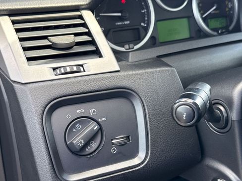 Used 2008 Land Rover Range Rover Sport HSE AWD/4WD image 25