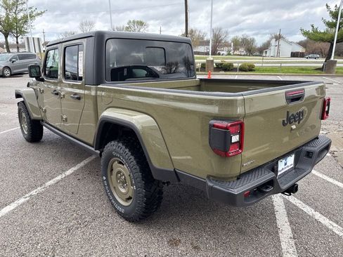 New 2026 Jeep Gladiator Sport image 20