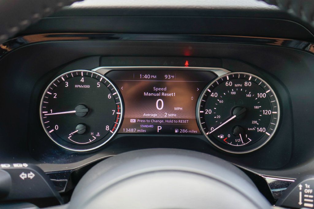 Used 2025 Nissan Pathfinder SV FWD image 15