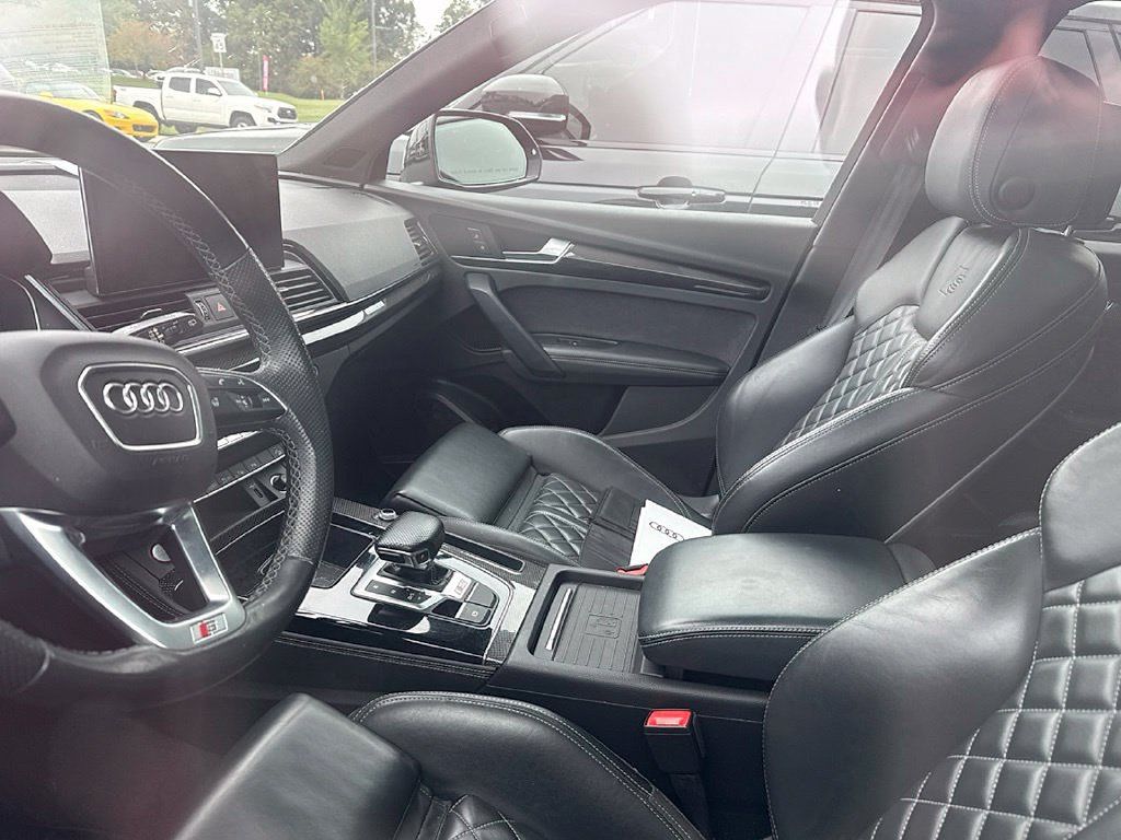Used 2021 Audi SQ5 Prestige w/ Prestige Package AWD/4WD image 6
