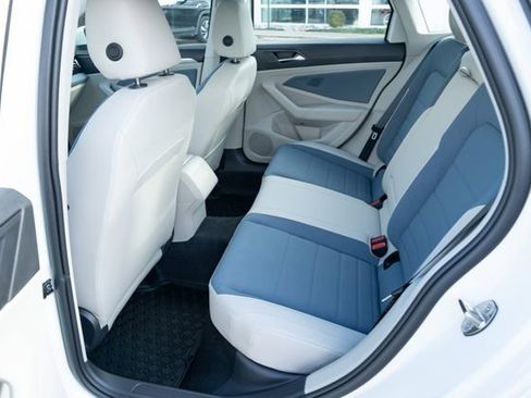 New 2026 Volkswagen Jetta SE image 29