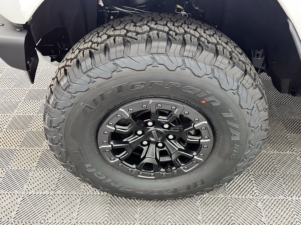 New 2026 Ford Bronco Raptor w/ Interior Carbon Fiber Pack AWD/4WD image 16