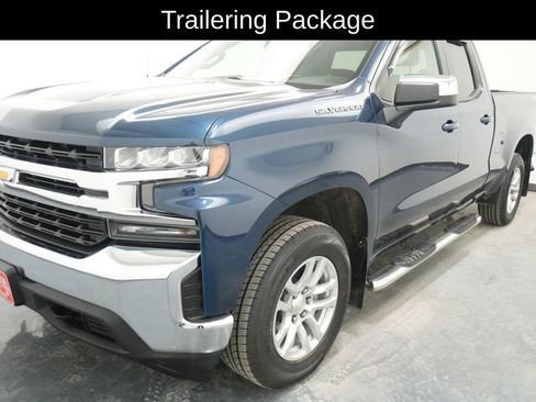 Used 2021 Chevrolet Silverado 1500 LT AWD/4WD image 3
