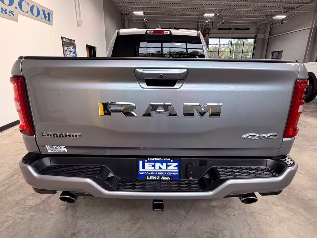 Used 2025 RAM 1500 Laramie w/ Sport Appearance Package AWD/4WD image 7