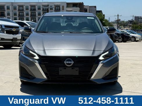 Used 2025 Nissan Altima 2.5 S FWD image 4