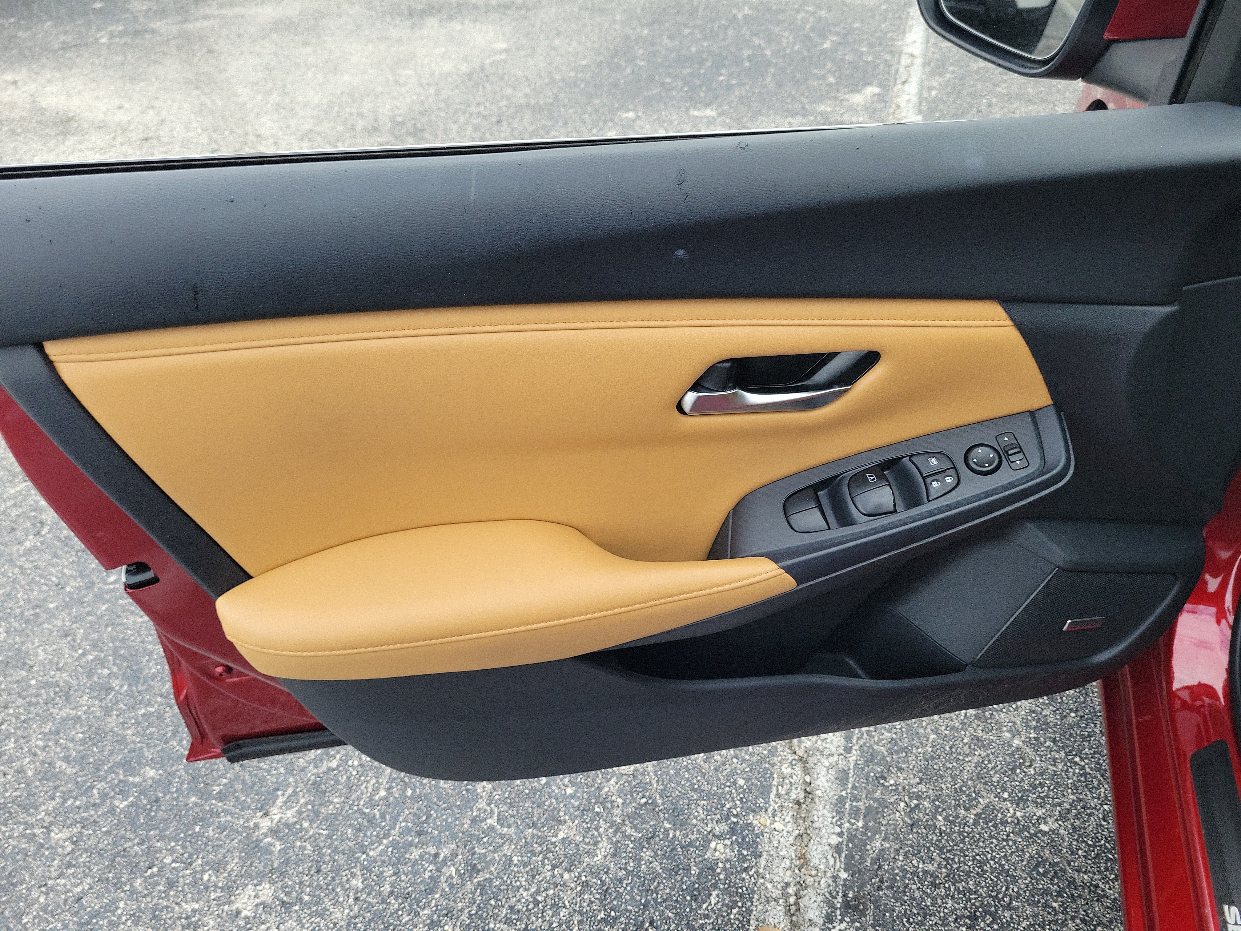 Certified 2024 Nissan Sentra SV w/ SV Premium Package FWD image 9