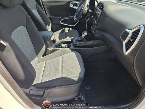 Certified 2023 Kia Soul LX w/ Option Group 015 FWD image 29