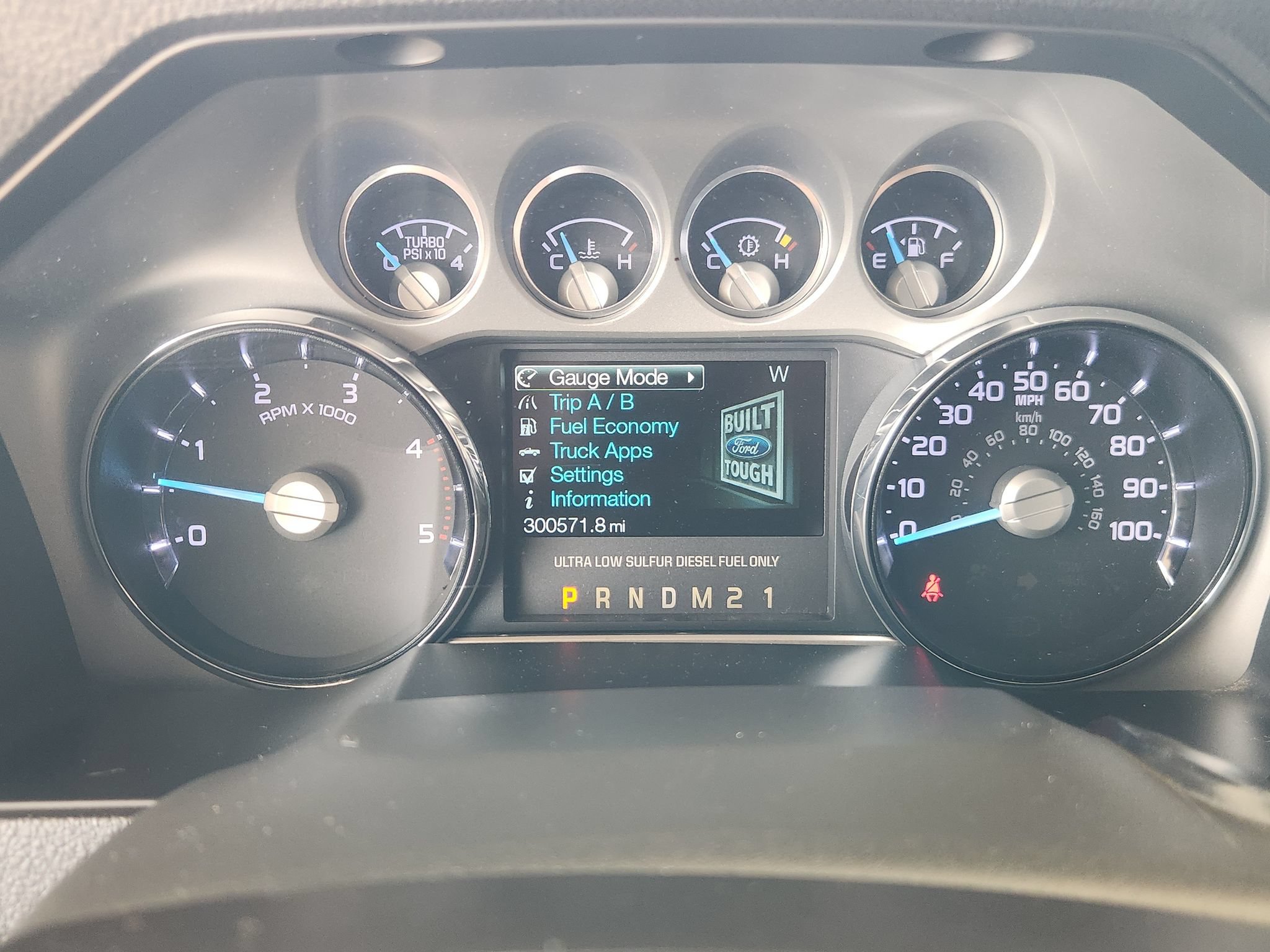 Used 2015 Ford F250 Lariat w/ Lariat Interior Package AWD/4WD image 15