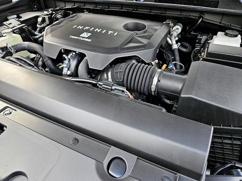 New 2026 INFINITI QX80 Autograph w/ Premium Cargo Package image 17