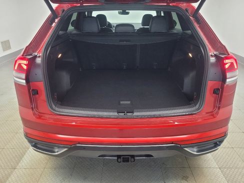 Used 2021 Volkswagen Atlas Cross Sport SEL image 29