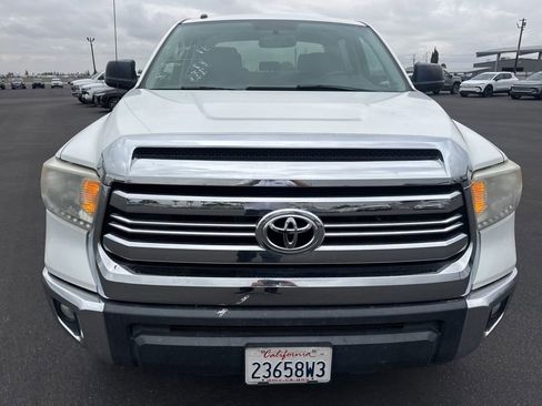 Used 2017 Toyota Tundra SR5 w/ SR5 Upgrade Package AWD/4WD image 6