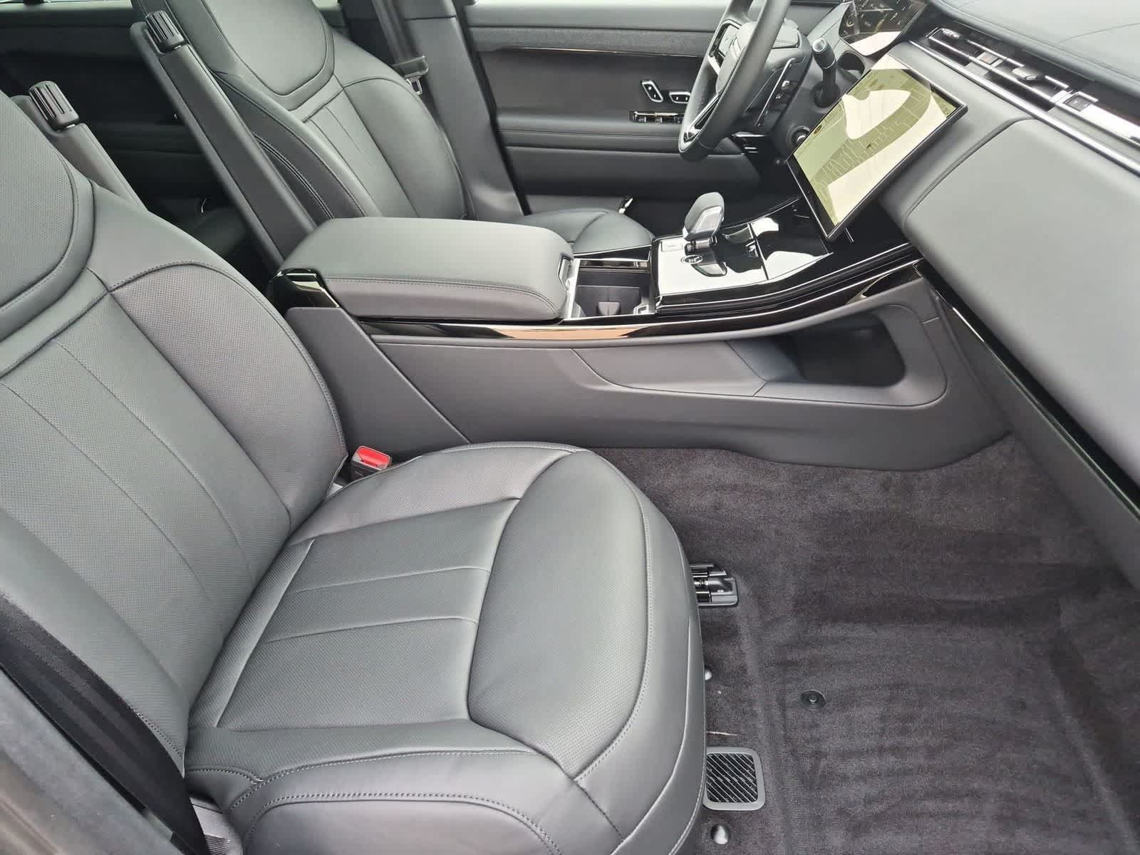 New 2027 Land Rover Range Rover Sport Dynamic SE AWD/4WD image 23