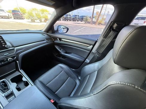 Used 2018 Honda Accord Sport image 37