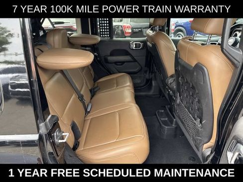 Used 2021 Jeep Wrangler Unlimited Rubicon AWD/4WD image 11