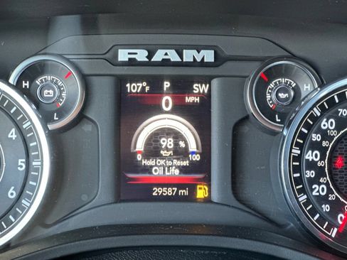 Used 2025 RAM 1500 Big Horn AWD/4WD image 25