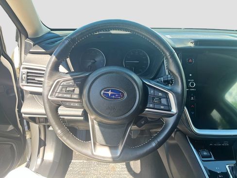 Used 2024 Subaru Outback Limited AWD/4WD image 11