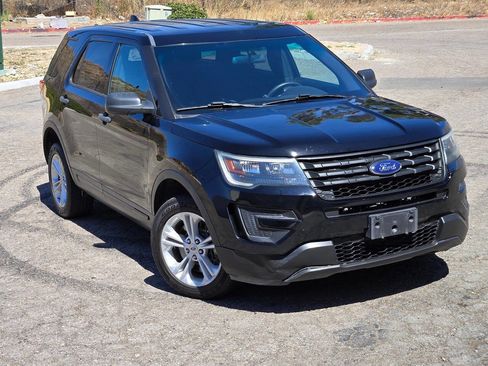 Used 2017 Ford Explorer 4WD Police Interceptor w/ Interior Upgrade Package image 4