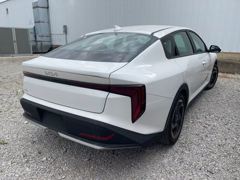 Used 2025 Kia K4 EX FWD image 4