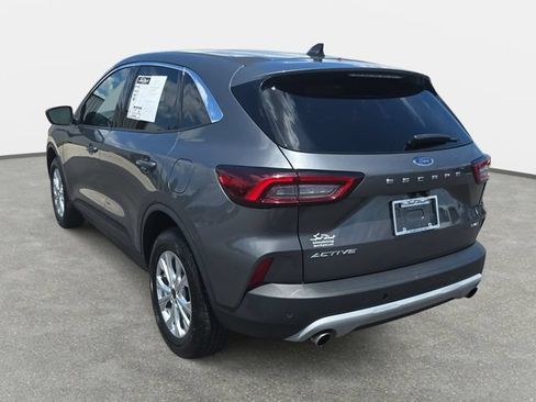 Used 2023 Ford Escape Active w/ Tech Pack #1 AWD/4WD image 7