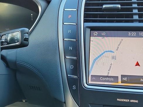 Used 2019 Lincoln Nautilus Reserve FWD image 20