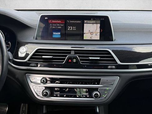 Used 2019 BMW 740i w/ M Sport Package RWD image 17