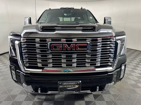Used 2026 GMC Sierra 2500 Denali w/ Max Trailering Package AWD/4WD image 8