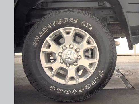 Used 2024 RAM 2500 Laramie w/ Safety Group AWD/4WD image 19
