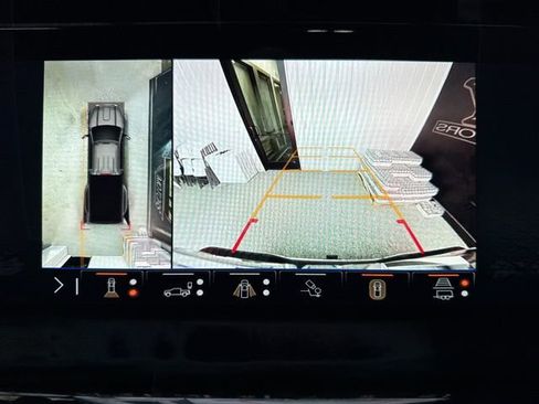 Used 2024 GMC Sierra 3500 Denali Ultimate image 12