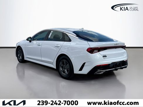 Used 2022 Kia K5 LXS image 3