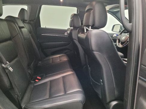 Used 2020 Jeep Grand Cherokee Limited RWD image 19