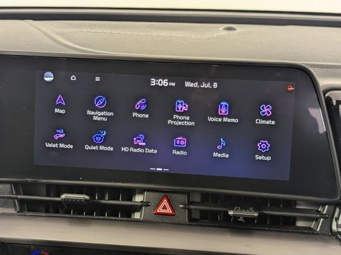 Used 2024 Kia Sportage EX FWD image 20