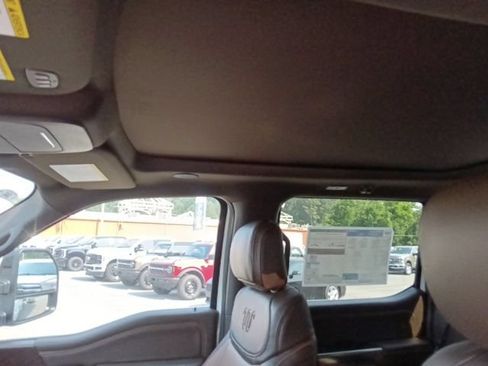 New 2026 Ford F250 King Ranch w/ FX4 Off-Road Package AWD/4WD image 14