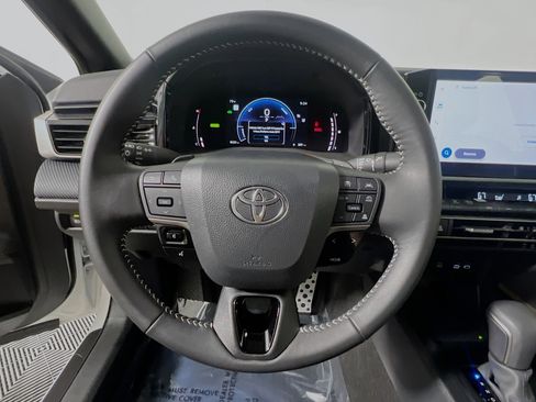 Used 2026 Toyota Camry SE w/ Multimedia Upgrade Package FWD image 18