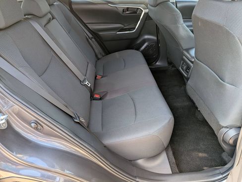 Used 2024 Toyota RAV4 LE AWD/4WD image 17