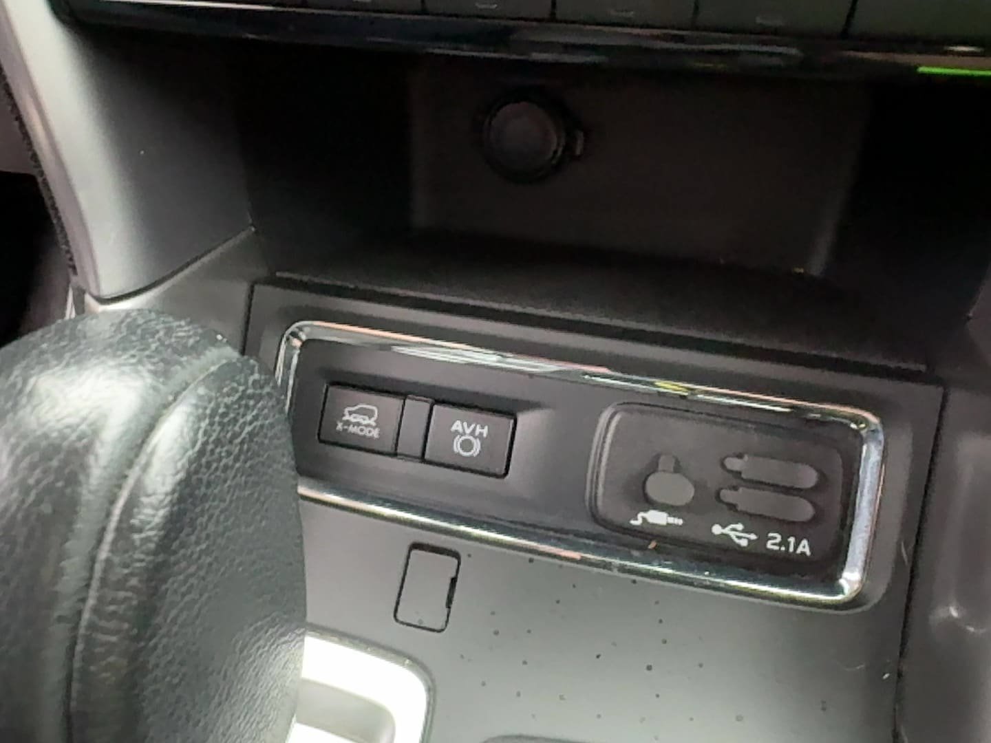 Used 2021 Subaru Ascent Premium w/ Convenience Package AWD/4WD image 35