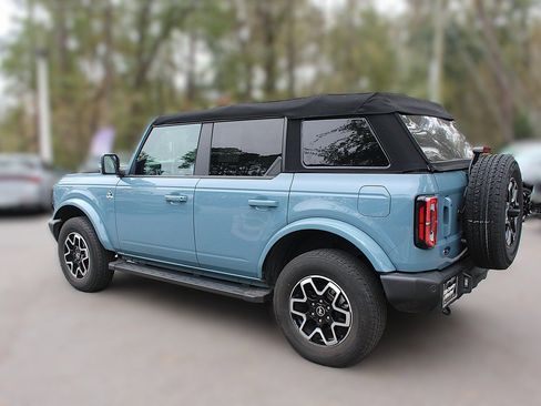 Used 2022 Ford Bronco Outer Banks image 6