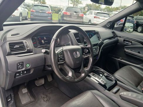 Used 2022 Honda Pilot Black Edition image 37