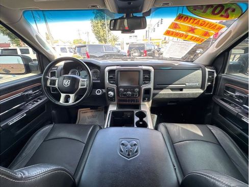 Used 2014 RAM 1500 Laramie w/ Convenience Group AWD/4WD image 30