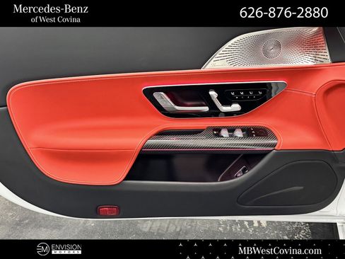 Used 2024 Mercedes-Benz SL 55 AMG 4MATIC image 23