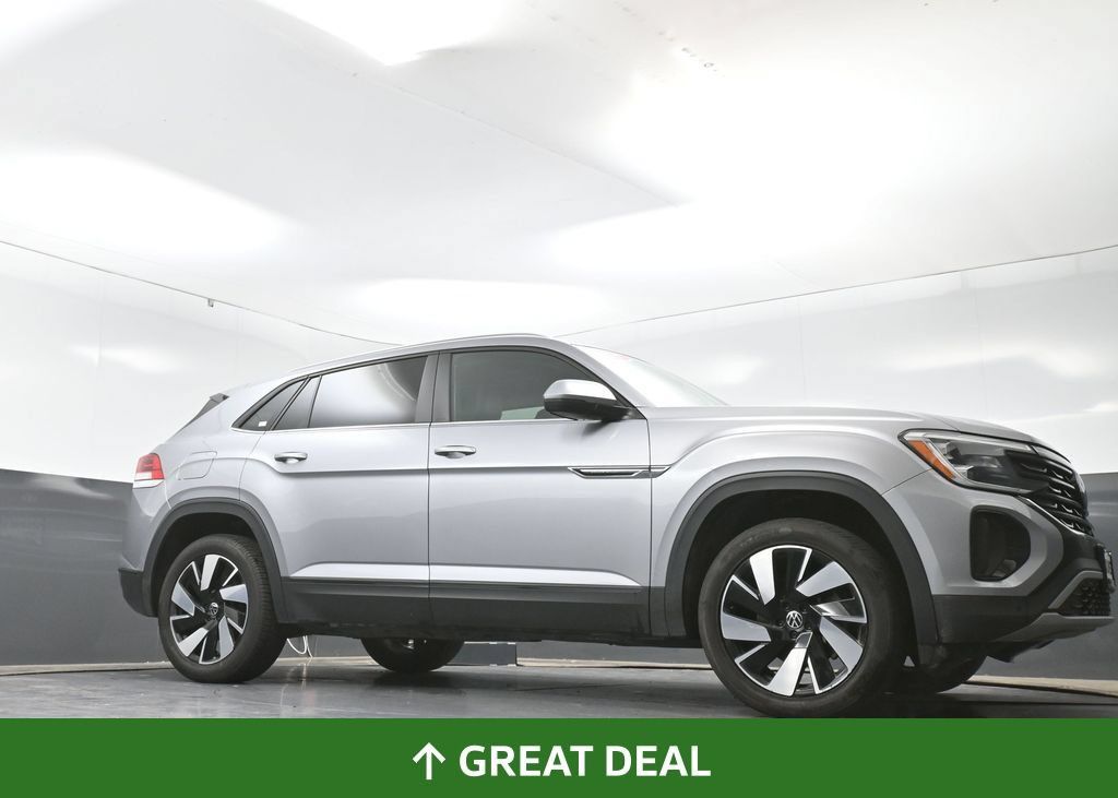Used 2025 Volkswagen Atlas Cross Sport SE FWD image 54