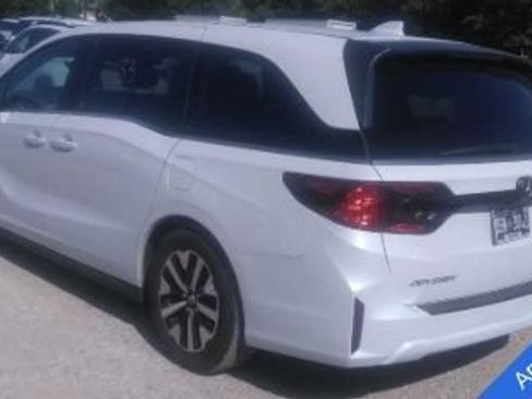 Used 2025 Honda Odyssey EX-L image 4
