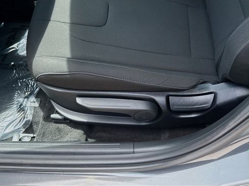 Used 2026 Hyundai Elantra Sport w/ Cargo Package FWD image 15