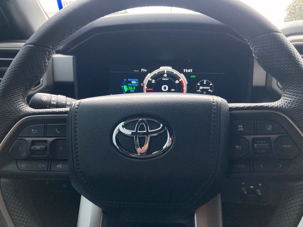 Certified 2026 Toyota Tundra Limited w/ Power Package RWD image 17