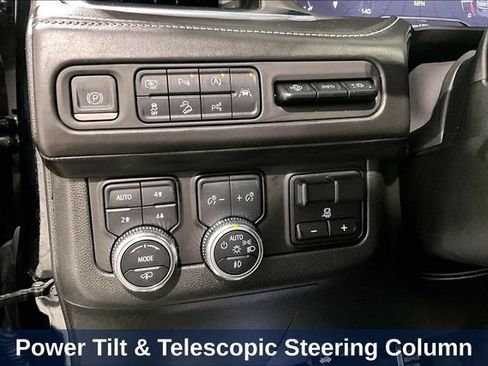 Used 2023 GMC Yukon XL Denali Ultimate AWD/4WD image 48